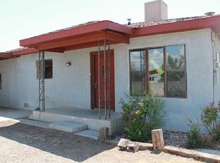 6 Apodaca Loop, Los Lunas, NM 87031