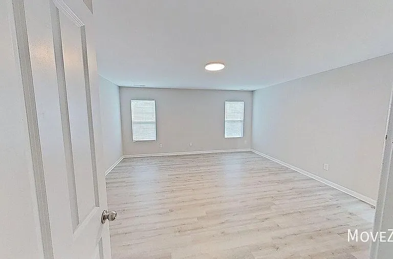 4435 Stonewall Dr — Photo 31