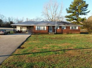 325 Veterans Dr, Huntingdon, TN 38344