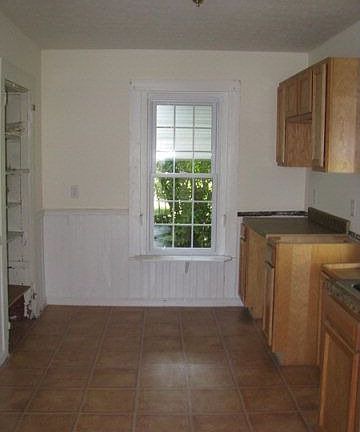 3rd image of 514 S Main St