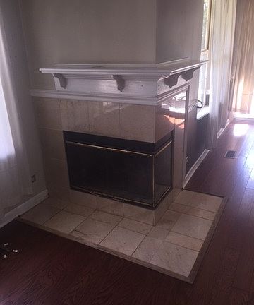 3rd image of 448 Kilkenny Ct #0