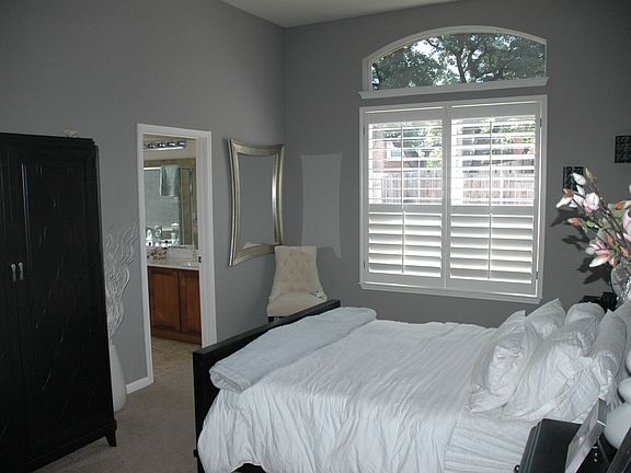 4th image of 312 Palo Alto Way