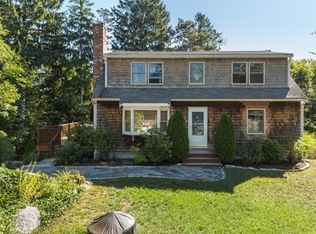11 Rainbow Ln, Gloucester, MA 01930