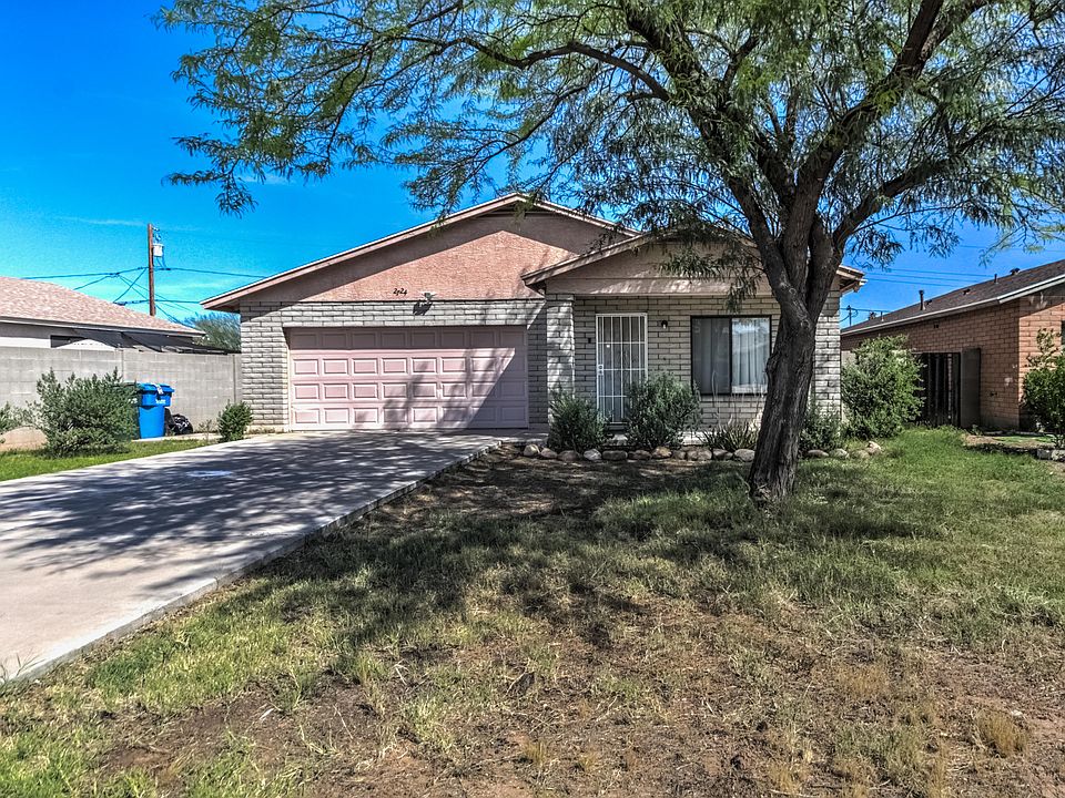 1st image of 2724 E Corona Ave
