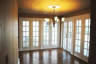 4th image of 909 Arbor Ln