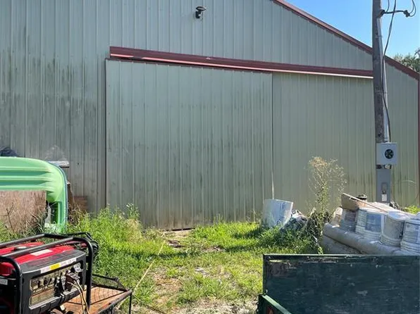 29719 Little River Rd, Tecumseh, OK 74873