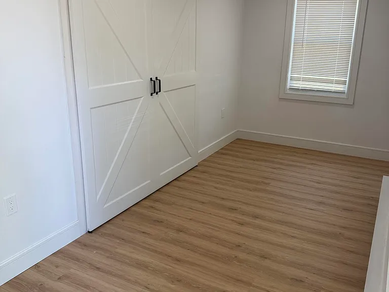12 Juniper Ln #B — Photo 5