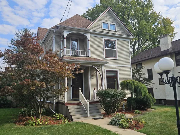 121 Paris Ave, Rockford, IL 61107