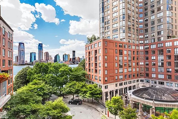 1st image of 21 S End Ave APT 629