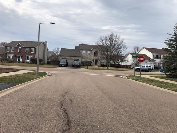 5th image of 1092 Hill Ave
