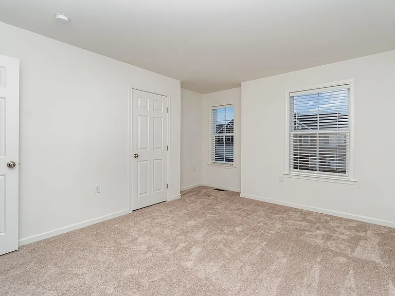 7869 Oak Brook Dr — Photo 19
