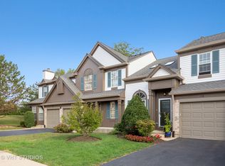 136 Peach Tree Ln, Westmont, IL