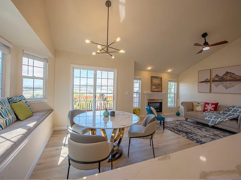 2866 E Eastgate Dr — Photo 22