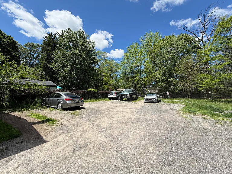 320 Chestnut St #1 — Photo 27