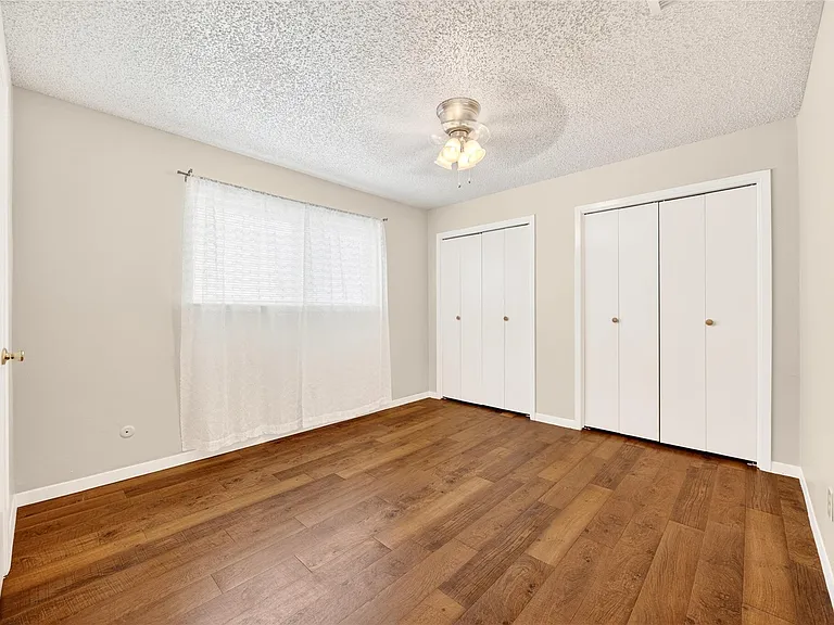 11103 Bellerive Dr — Photo 27