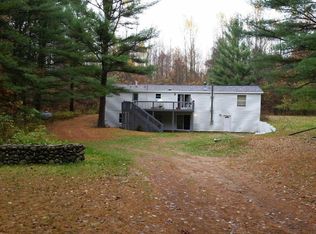 21536 Dewey Rd, Howard City, MI 49329