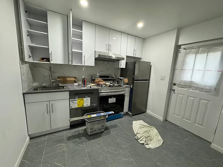66 Cottage St #1 — Photo 1
