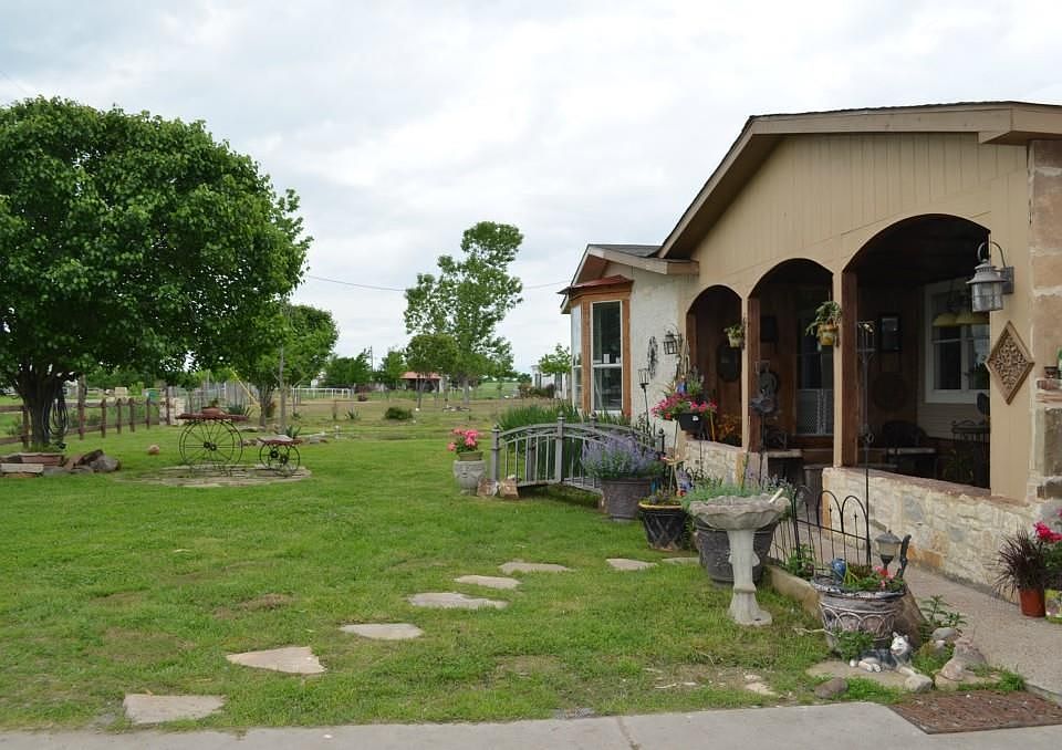 1st image of 4832 Marian Ln