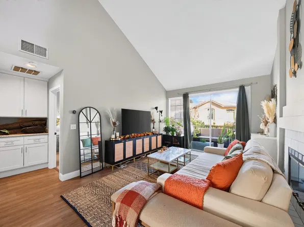 7773 Tuscany Dr, Dublin, CA 94568