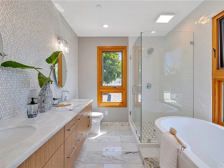 12455 Wagner St — Photo 17