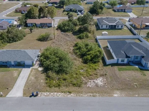 5305 6th St W, Lehigh Acres, FL 33971