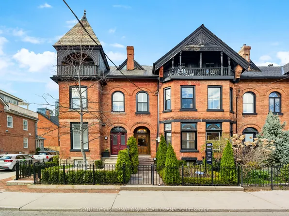 328 Wellesley St E, Toronto, ON M4X 1H3