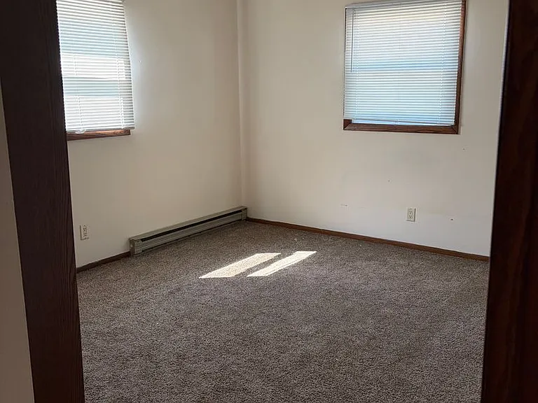 2024 Green Tree Rd #1-8 — Photo 4