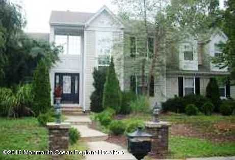 1st image of 61 Sprucewood Dr