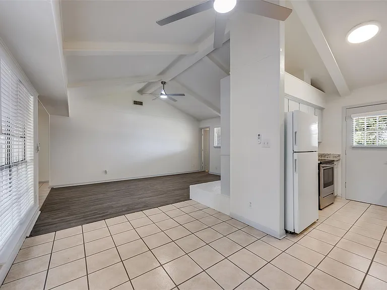 8803 Westover Club Dr #B — Photo 12