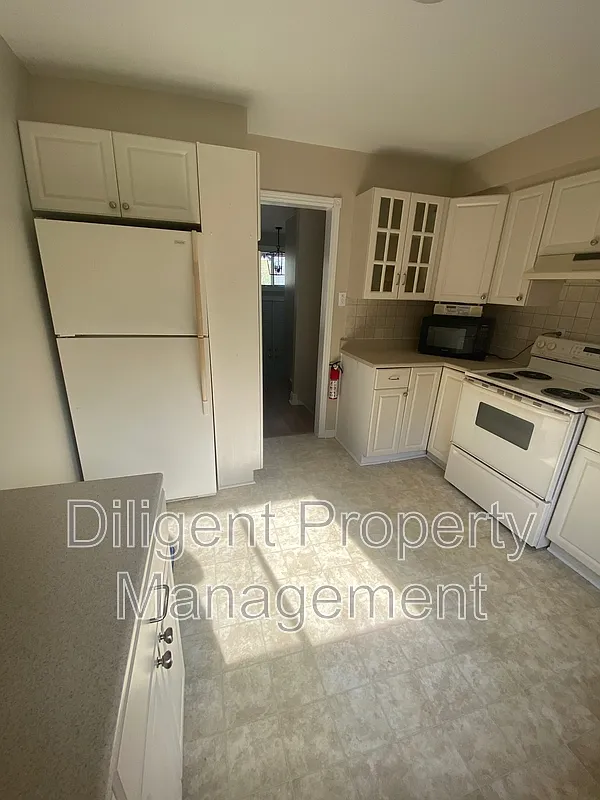 2 bed, 2.0 bath, $650 — Photo 4