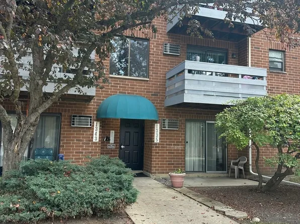 1335 N Winslowe Dr Unit 104, Palatine, IL 60074