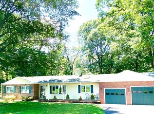 5690 Worthington Rd, Doylestown, PA 18902