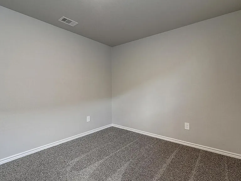 1269 Carnaby St — Photo 30