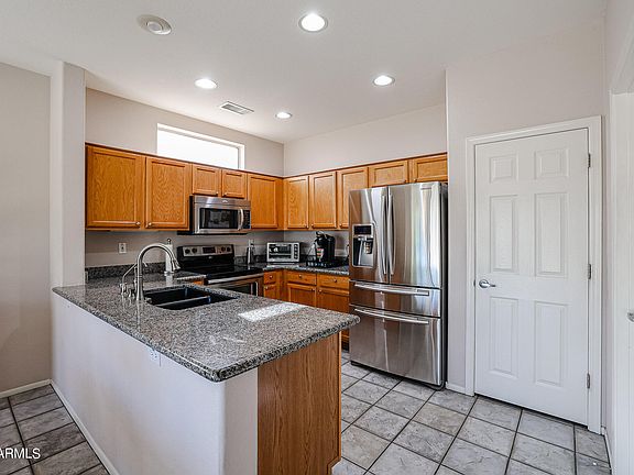 5th image of 20081 N Trovas Dr