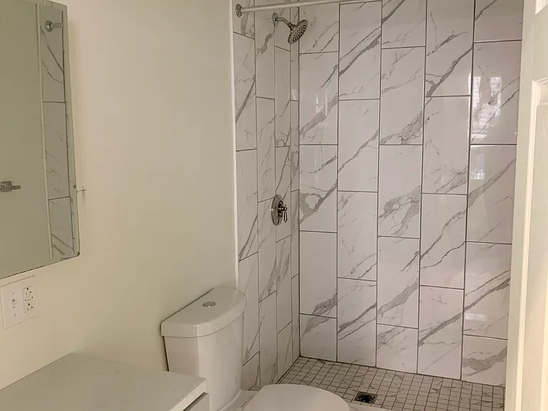49 Charter St #2 — Photo 6