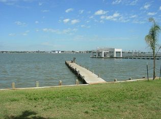 2205 Rimrock Dr, Kemah, TX 77565