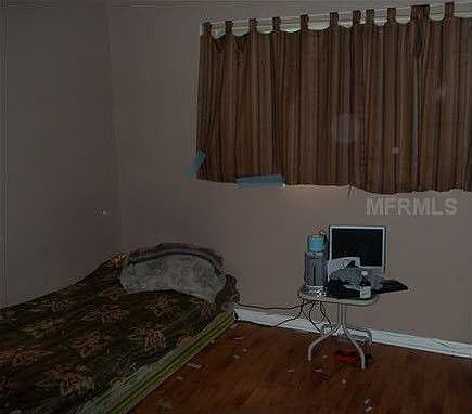 4th image of 4817 Basswood Ln