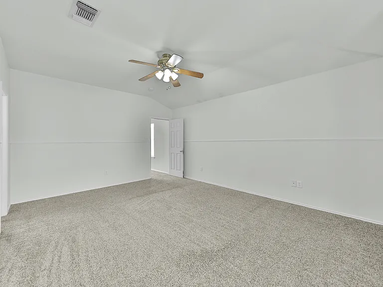 210 Hallie Pass — Photo 18