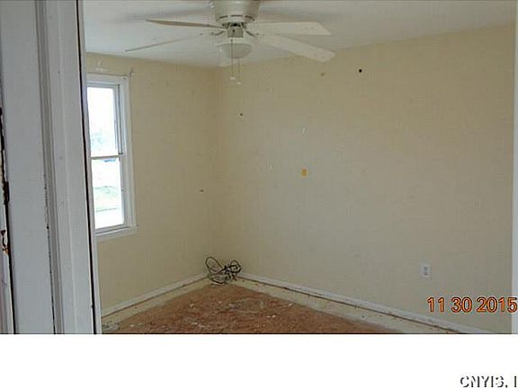 4th image of 5949 Pony Ln