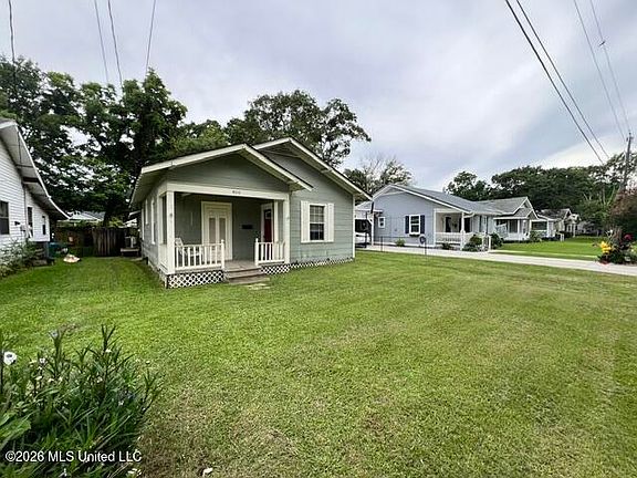 4th image of 810 McKinley Ave