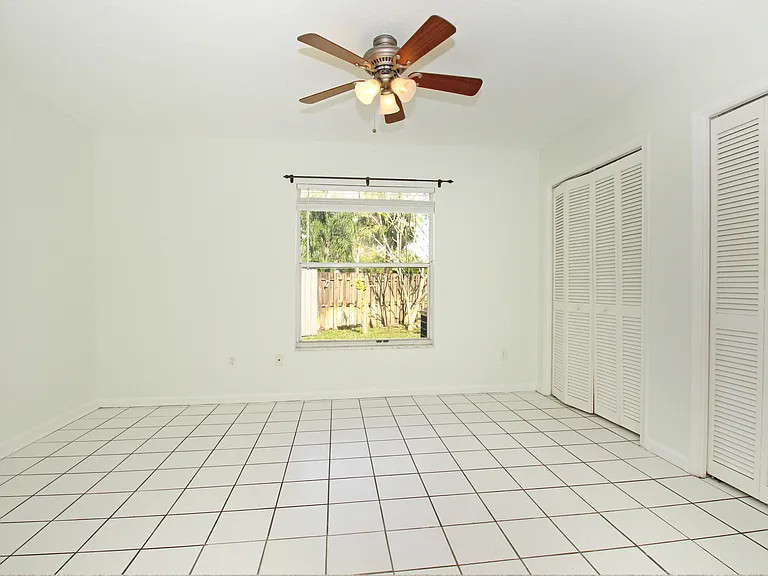896 Rose Ct — Photo 51