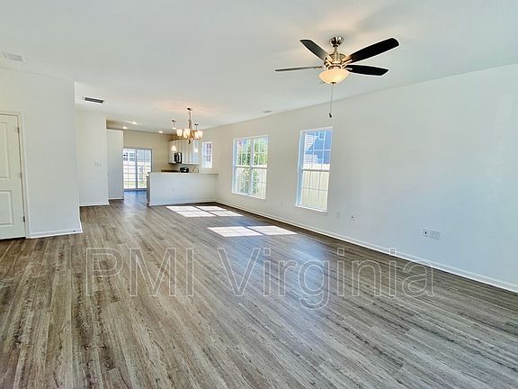 2nd image of 1909 Brentford Ln