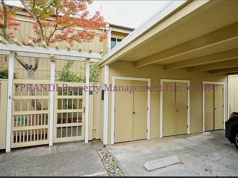 12 Fielding Cir — Photo 9