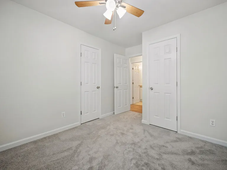 412 Nicewood Dr — Photo 16