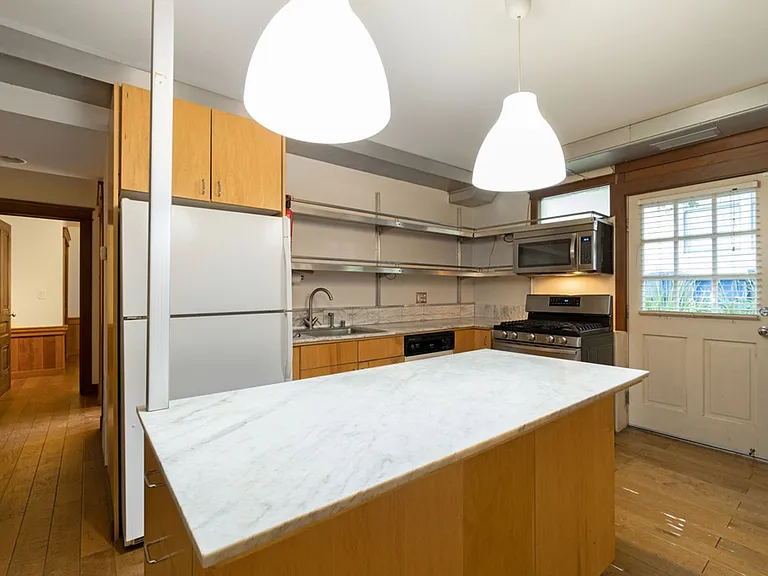 2163 Alameda Ave #B — Photo 12