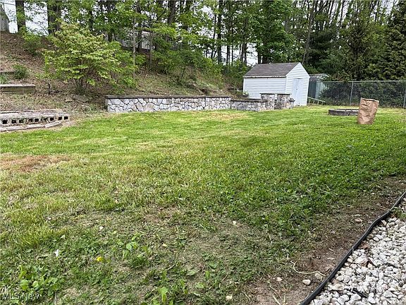 4th image of 6800 Thoreau Dr