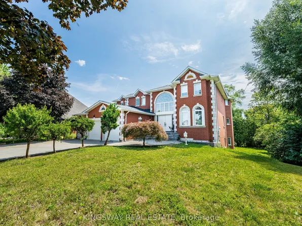 5969 Rayshaw Cres, Mississauga, ON L5M 2P1