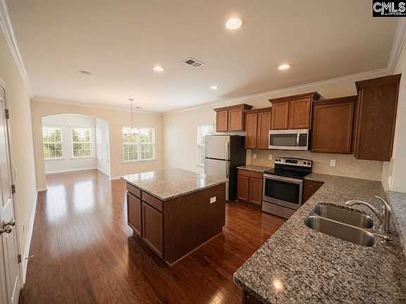 4th image of 801 Kimsey Dr