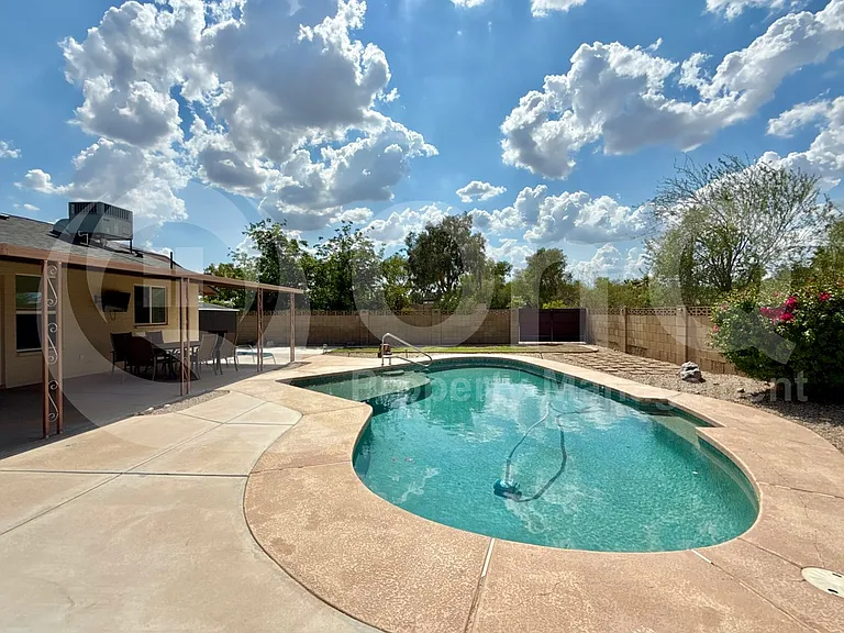 10312 E Cactus Rd — Photo 26