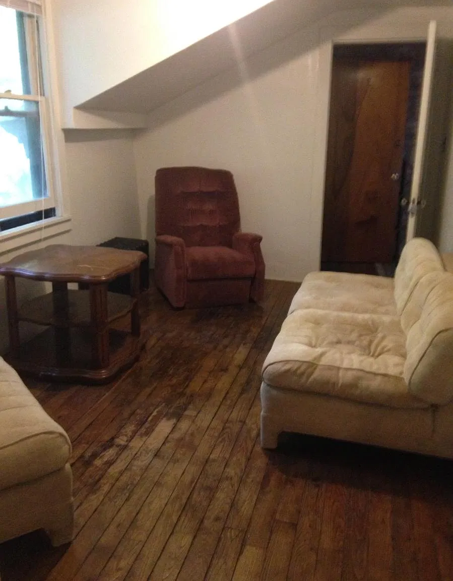 3 bed, 1500 sqft, $2,400 — Photo 1